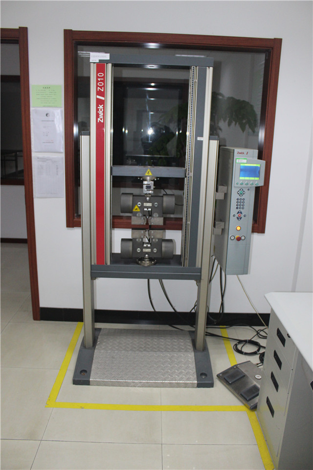 Electronic Universal Material Tester